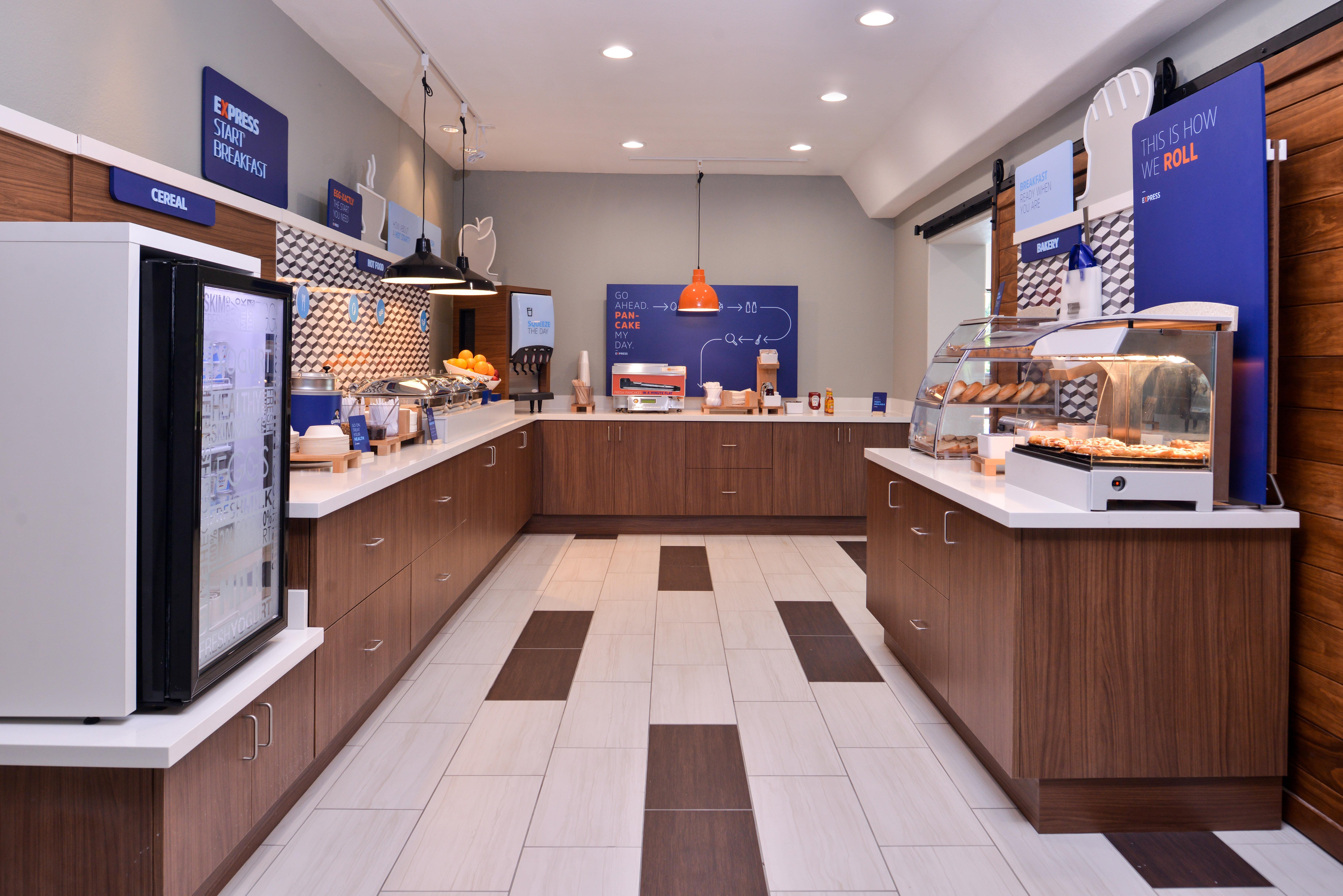 Holiday Inn Express Hotel & Suites Elgin By Ihg Exteriör bild
