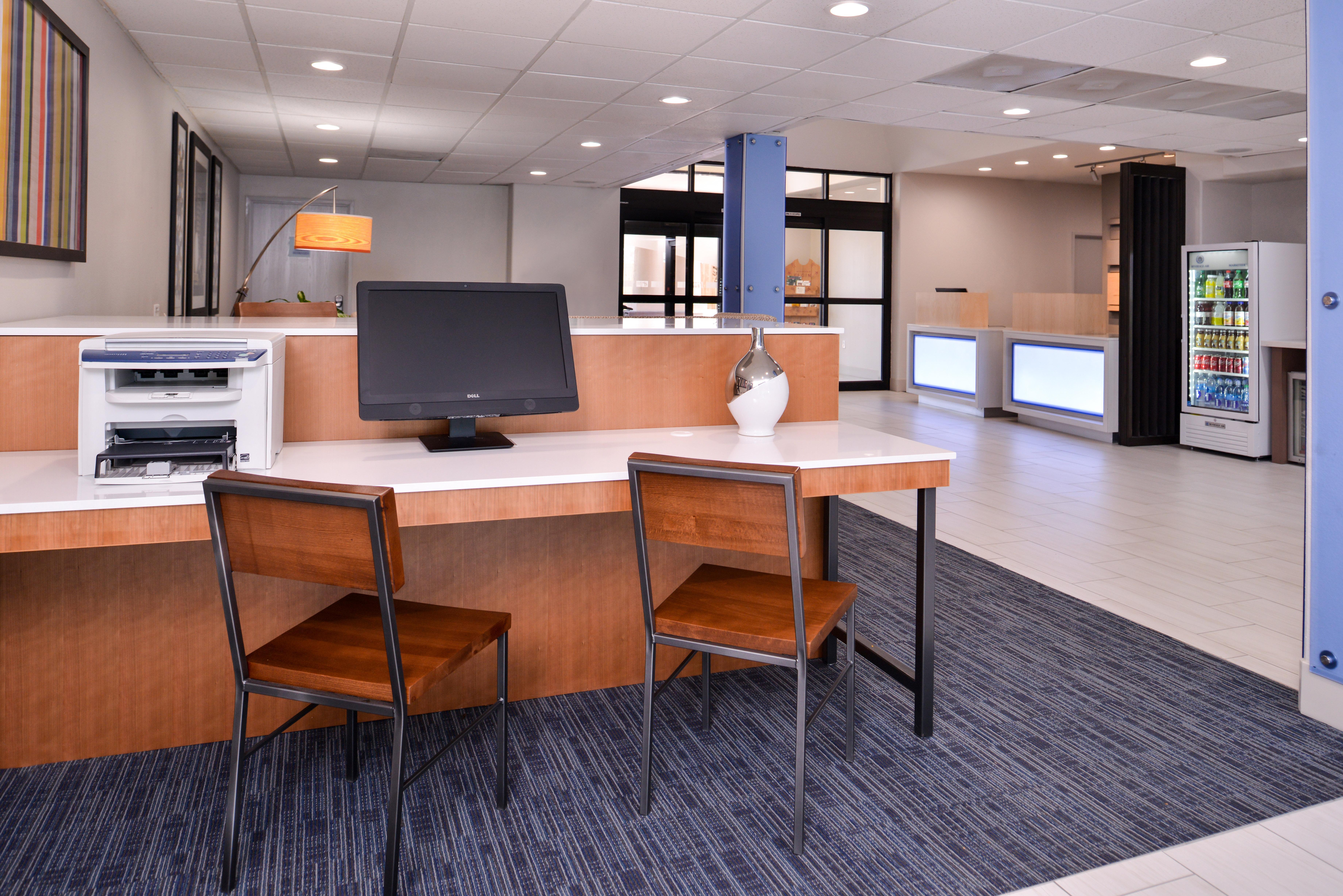Holiday Inn Express Hotel & Suites Elgin By Ihg Exteriör bild