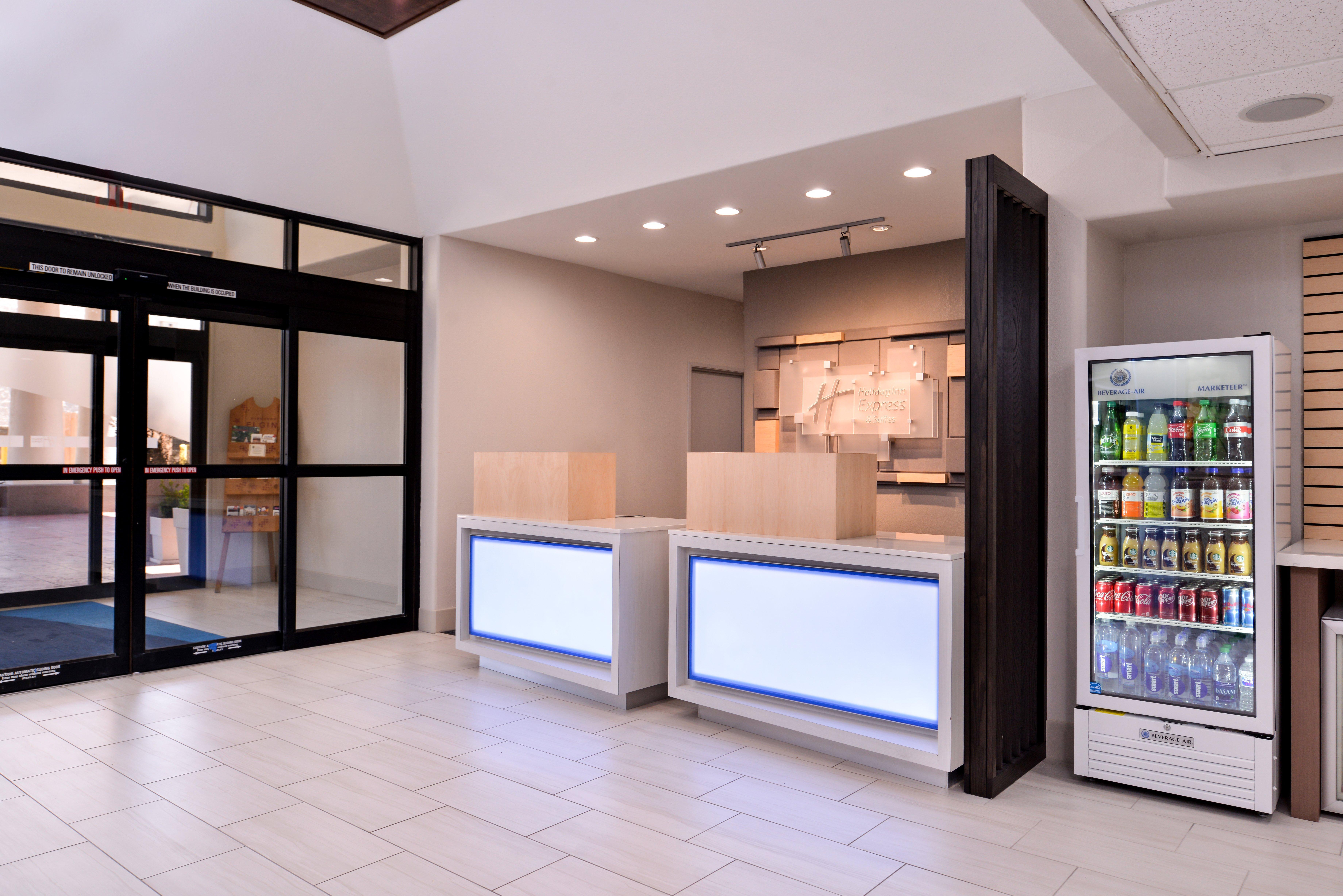 Holiday Inn Express Hotel & Suites Elgin By Ihg Exteriör bild